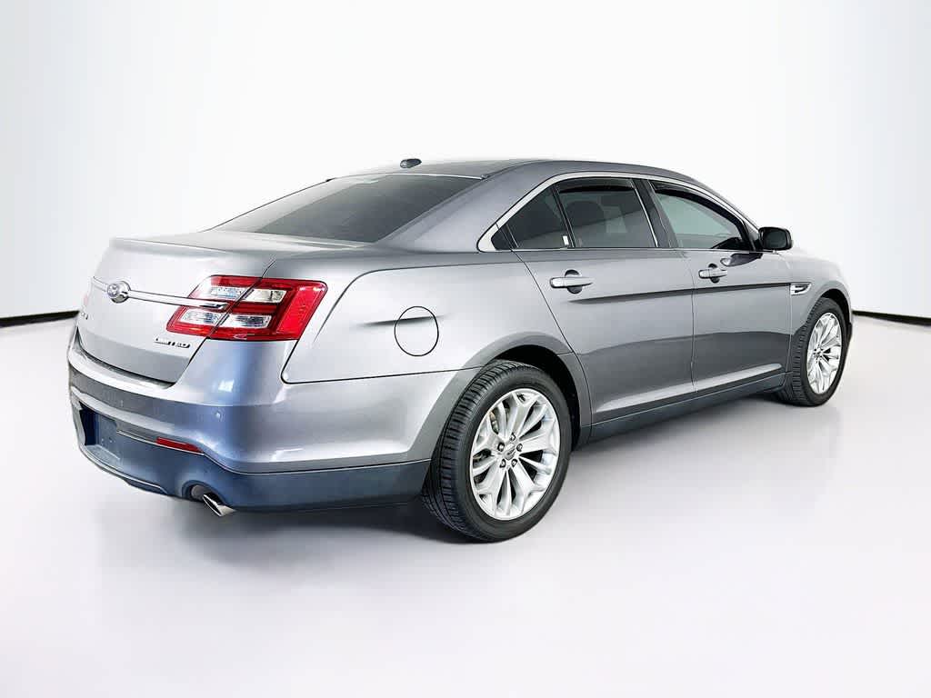 Thumbnail: 2014 Ford Taurus - 24