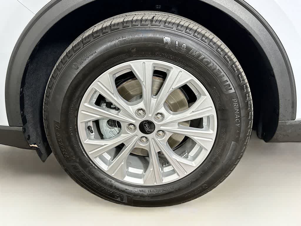 Thumbnail: 2025 Ford Escape - 8