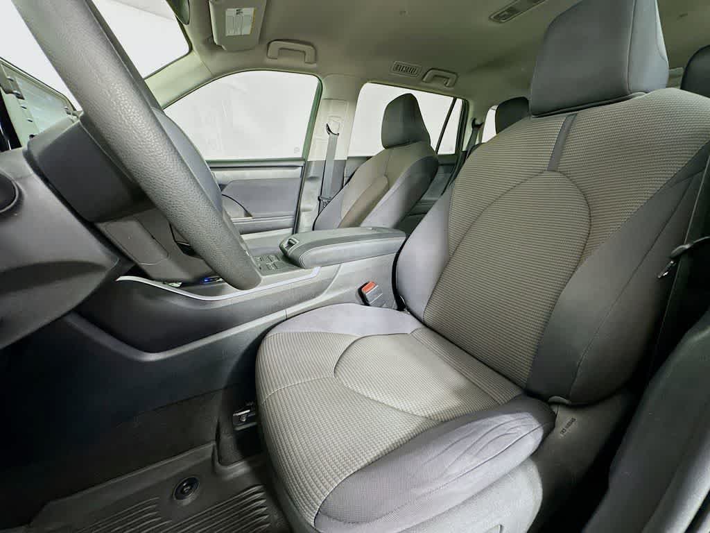 Thumbnail: 2020 Toyota Highlander - 11