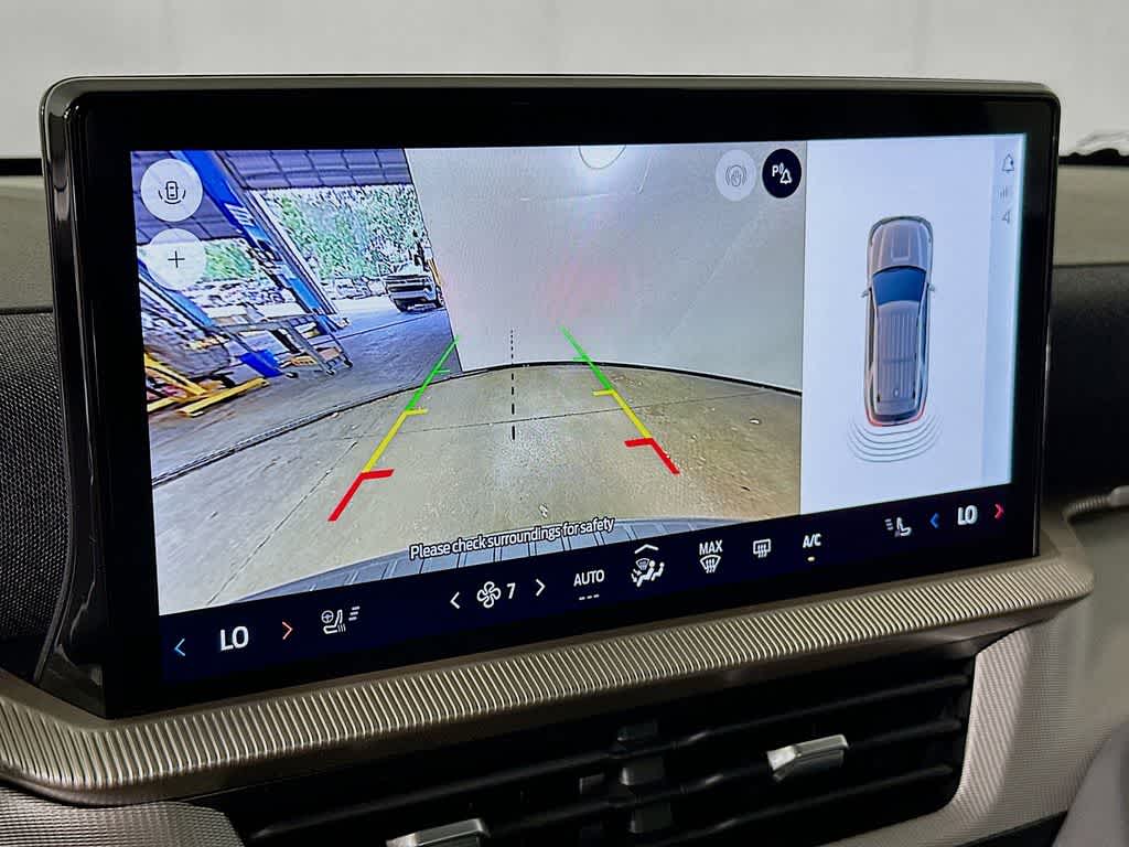 Thumbnail: 2025 Ford Explorer - 28