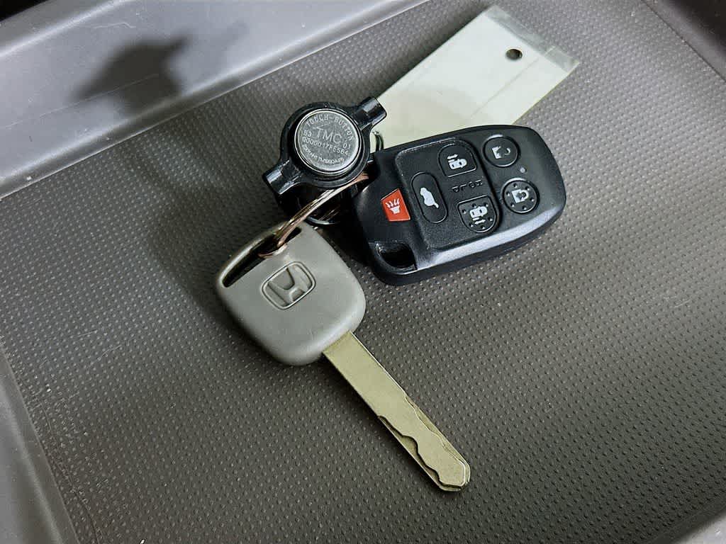 Thumbnail: 2013 Honda Odyssey - 22