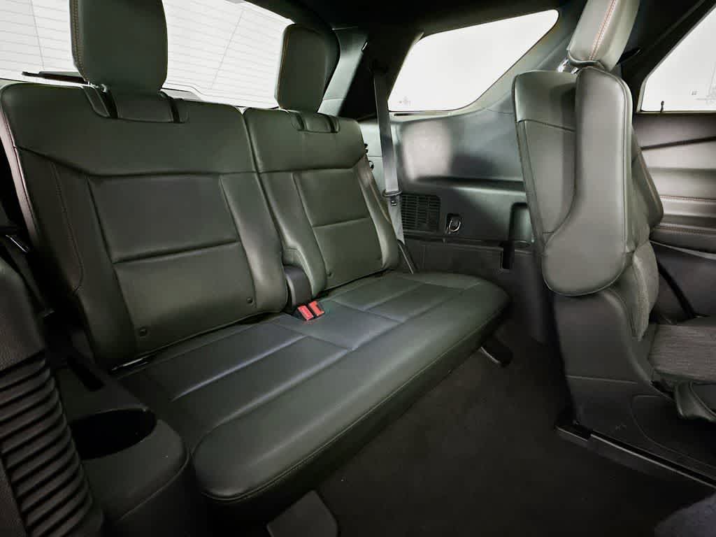 Thumbnail: 2022 Ford Explorer - 33