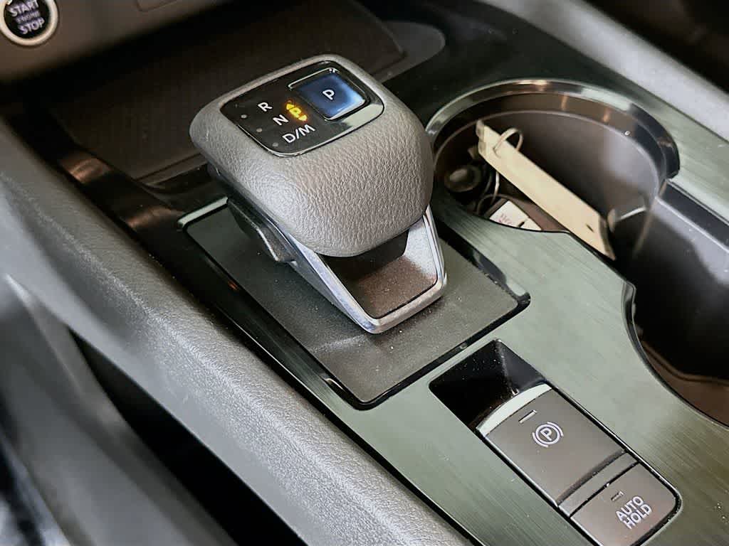 Thumbnail: 2022 Nissan Rogue - 19