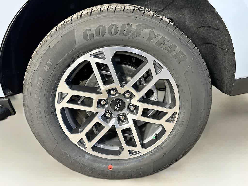 Thumbnail: 2026 Ford Expedition - 8