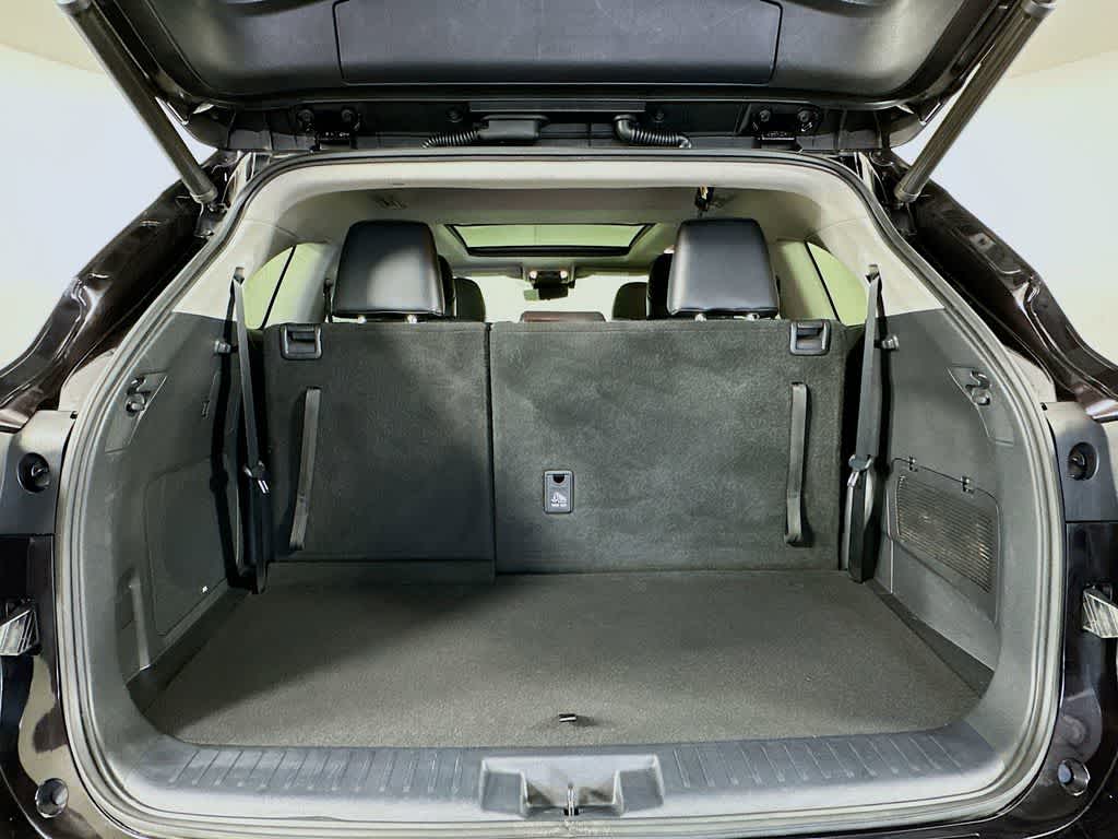 Thumbnail: 2021 Toyota Highlander - 20