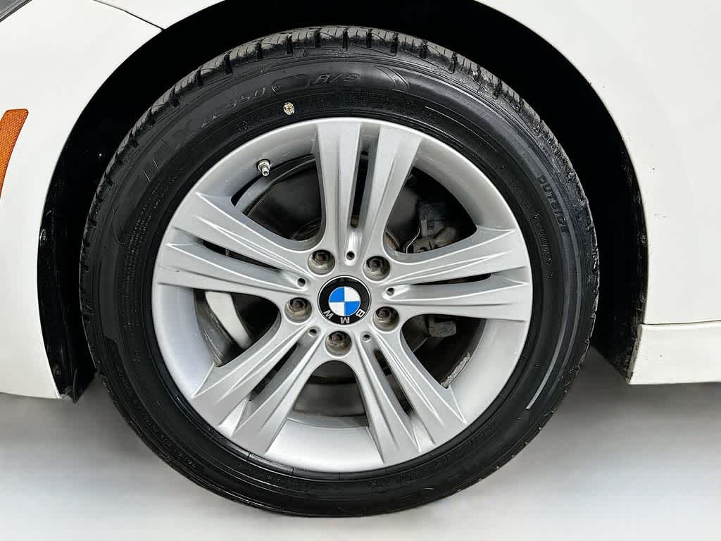 Thumbnail: 2017 BMW 3 Series - 8