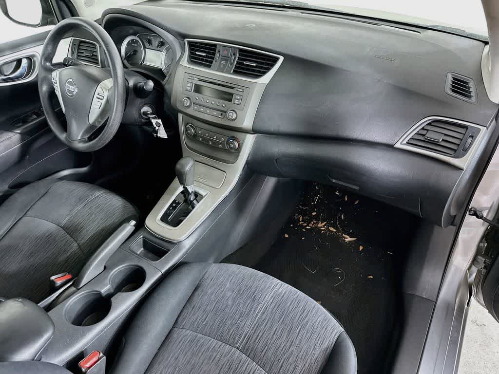 Thumbnail: 2014 Nissan Sentra - 28