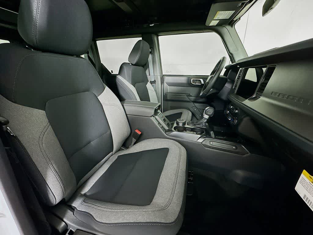 Thumbnail: 2025 Ford Bronco - 15