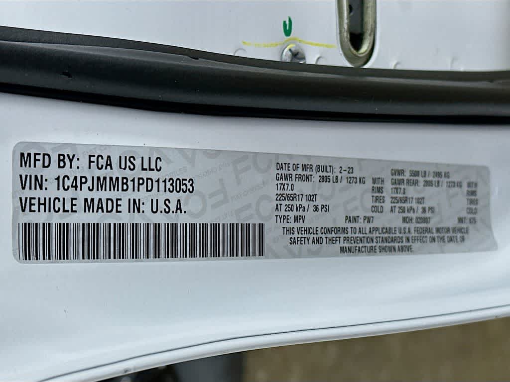 Thumbnail: 2023 Jeep Cherokee - 23