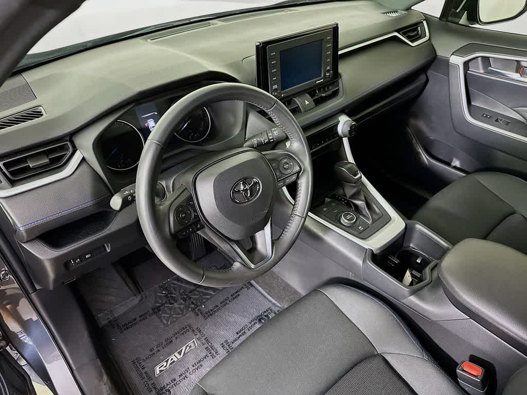 Thumbnail: 2022 Toyota RAV4 - 2
