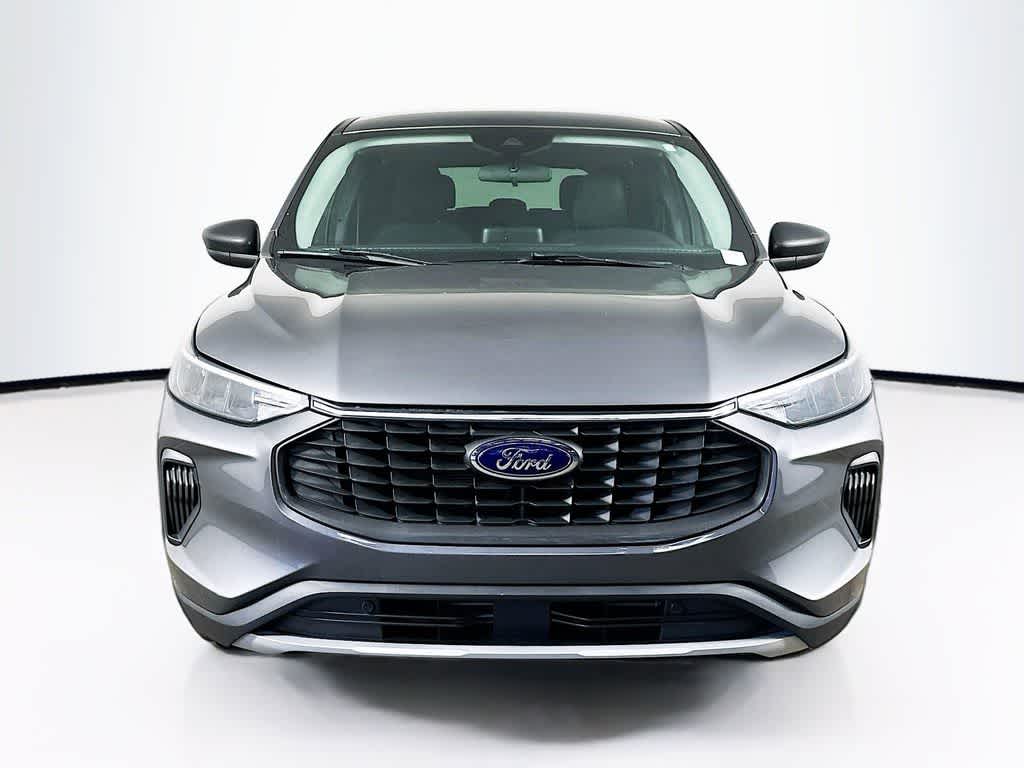 Thumbnail: 2023 Ford Escape - 6