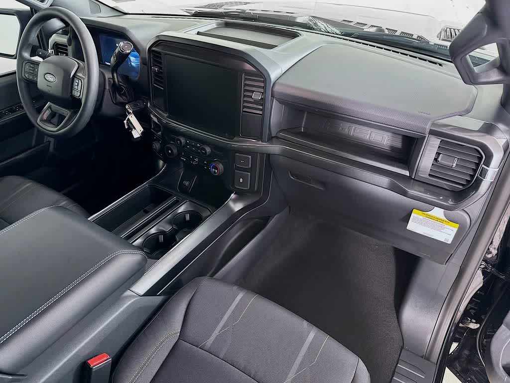 Thumbnail: 2025 Ford F-150 - 32