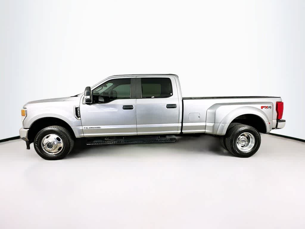 Thumbnail: 2020 Ford Econoline - 3