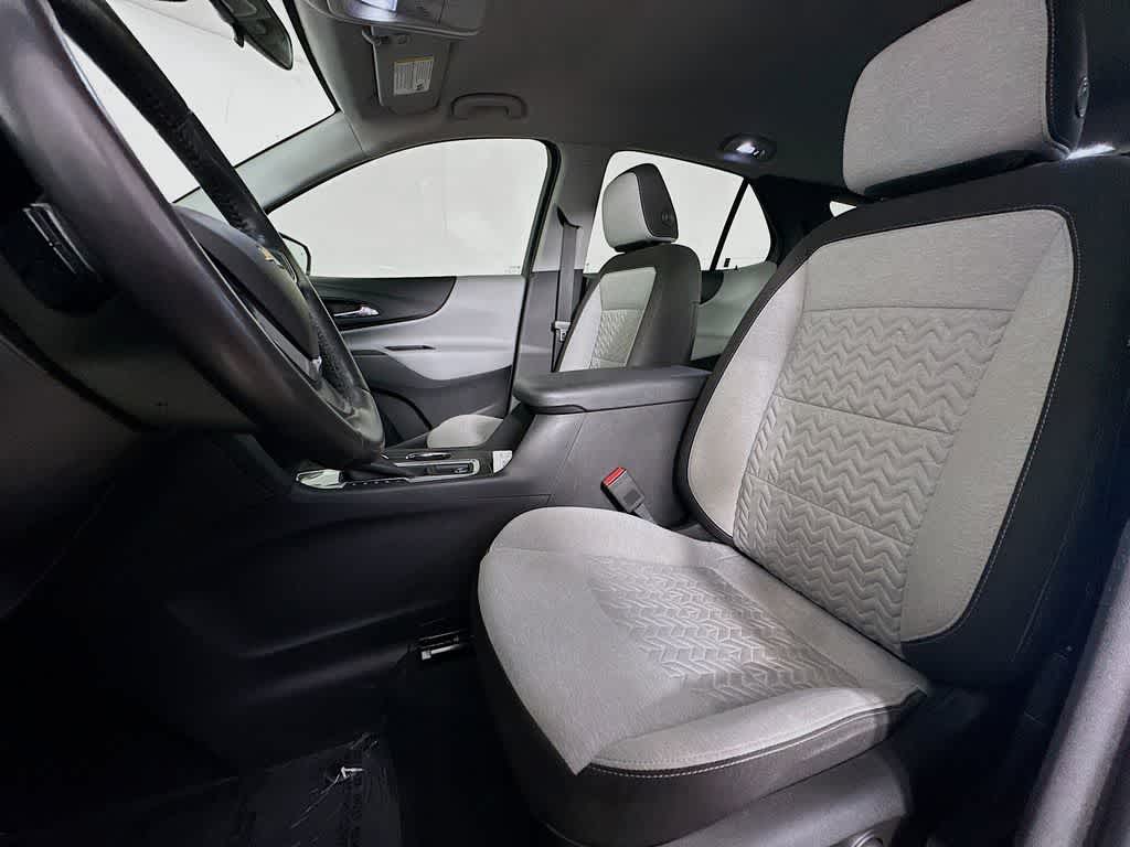 Thumbnail: 2022 Chevrolet Equinox - 12
