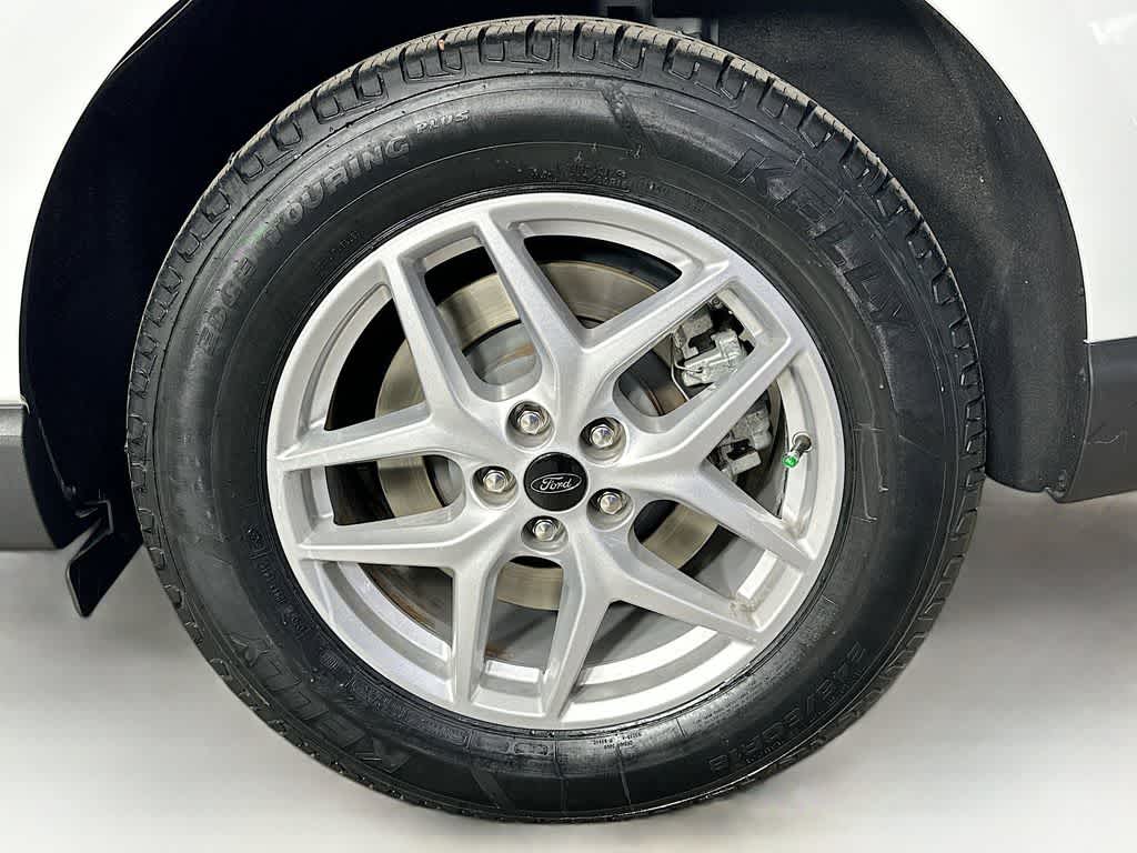 Thumbnail: 2024 Ford Edge - 8