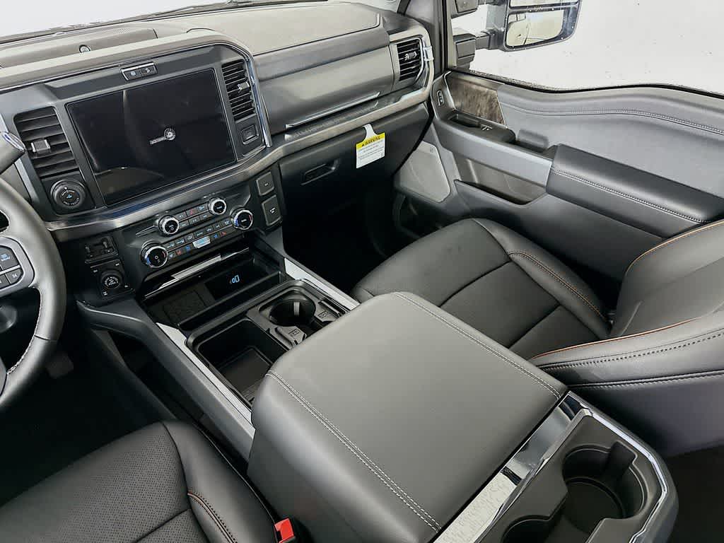 2025 Ford F-250  11
