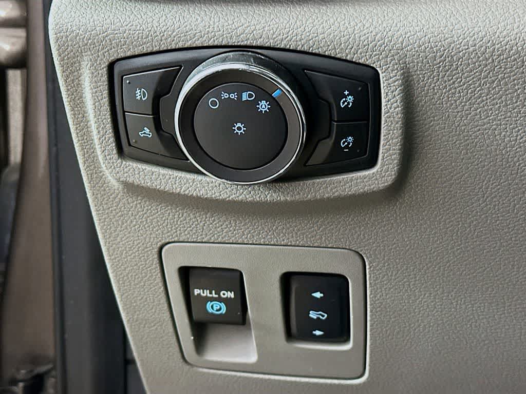 Thumbnail: 2018 Ford F-150 - 27