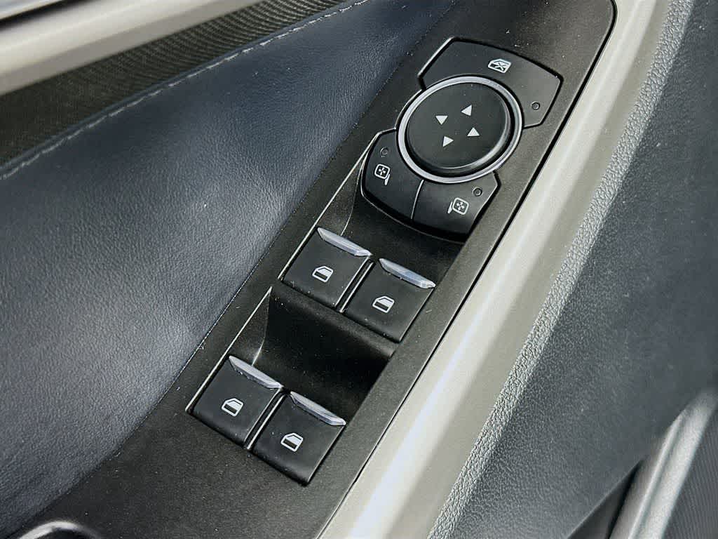 Thumbnail: 2020 Ford Explorer - 29