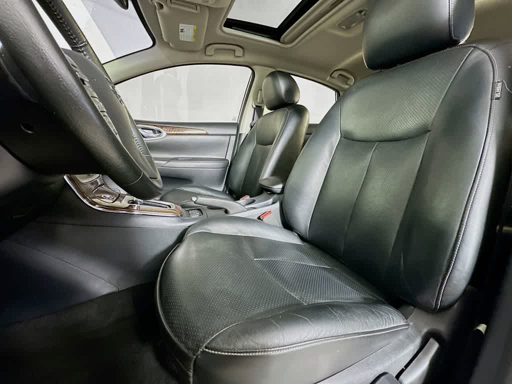 Thumbnail: 2014 Nissan Sentra - 12