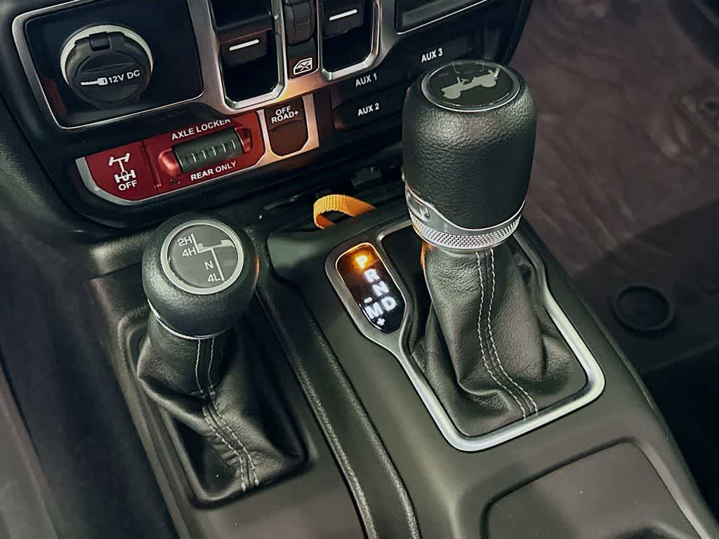 Thumbnail: 2024 Jeep Wrangler - 19