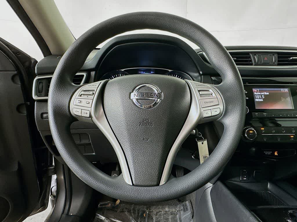 Thumbnail: 2016 Nissan Rogue - 16