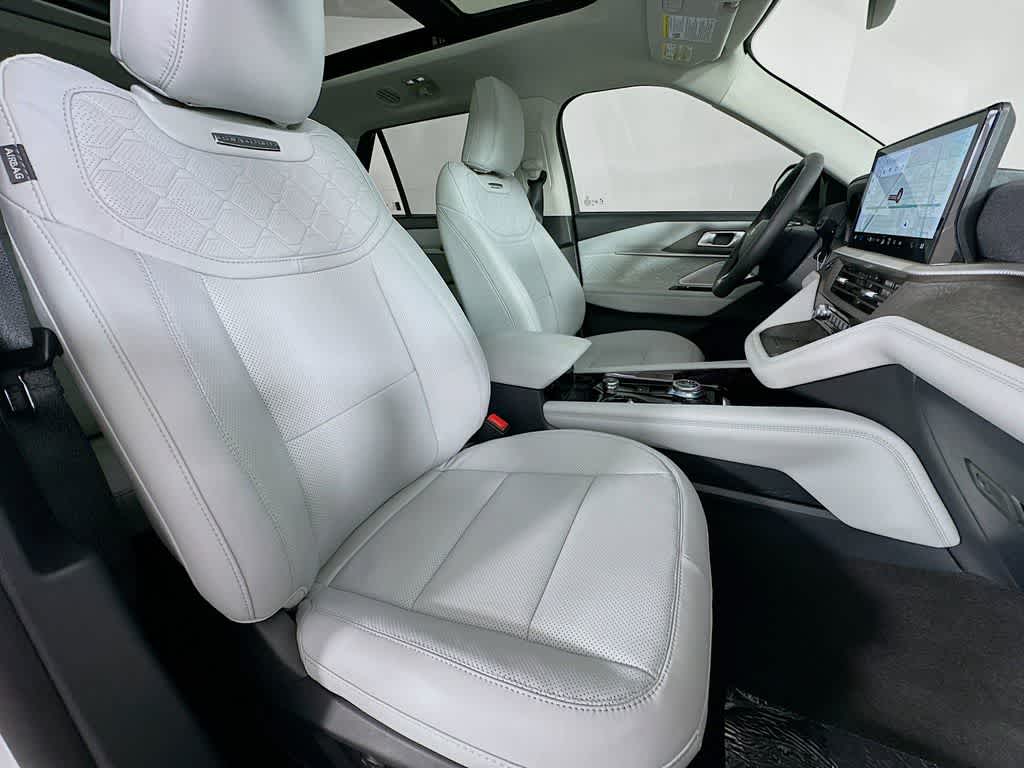 Thumbnail: 2025 Ford Explorer - 15