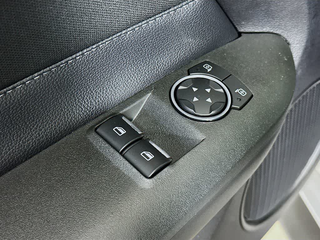 Thumbnail: 2017 Ford Mustang - 27