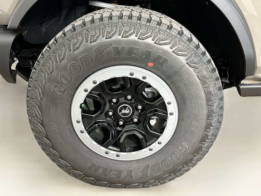 Thumbnail: 2025 Ford Bronco - 8