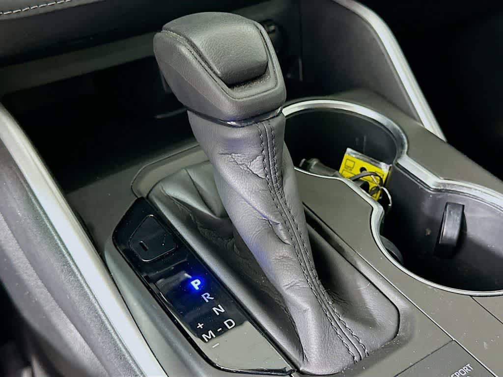 Thumbnail: 2020 Toyota Highlander - 18