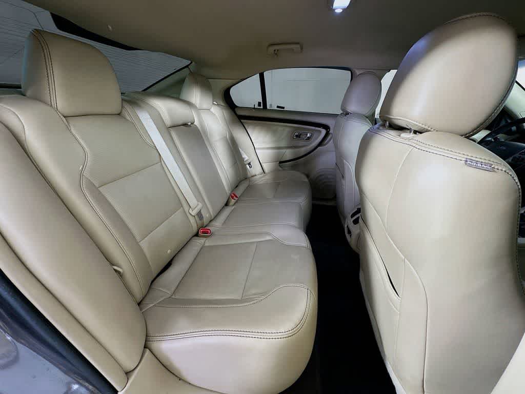 Thumbnail: 2014 Ford Taurus - 30