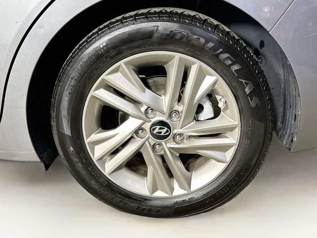 Thumbnail: 2019 Hyundai Elantra - 7