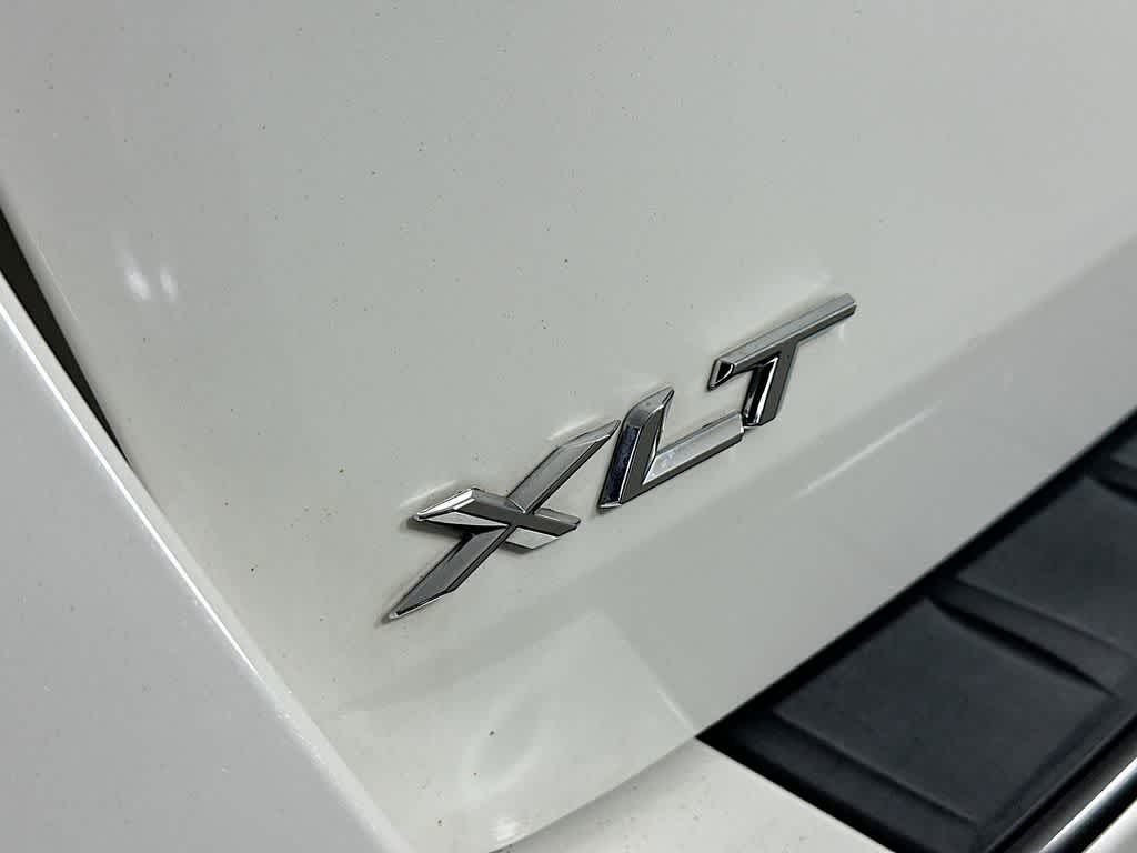 Thumbnail: 2021 Ford Explorer - 7