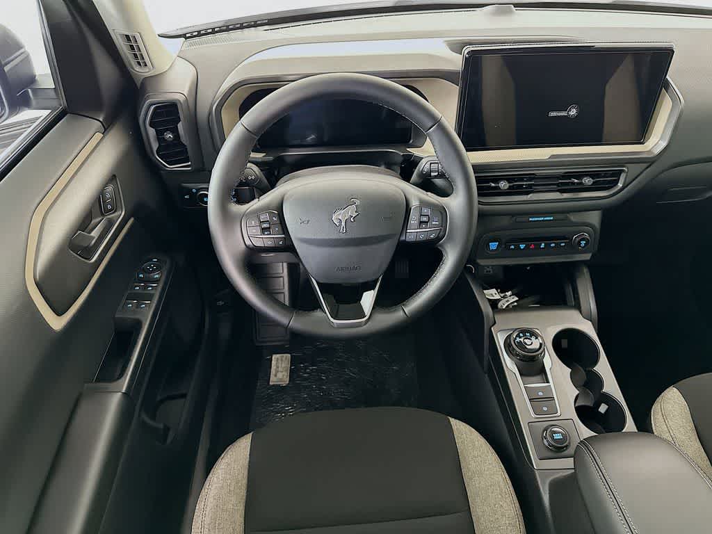 Thumbnail: 2025 Ford Bronco Sport - 10