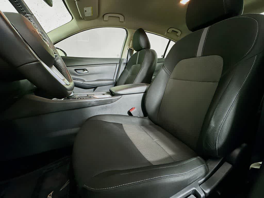 Thumbnail: 2023 Nissan Sentra - 12