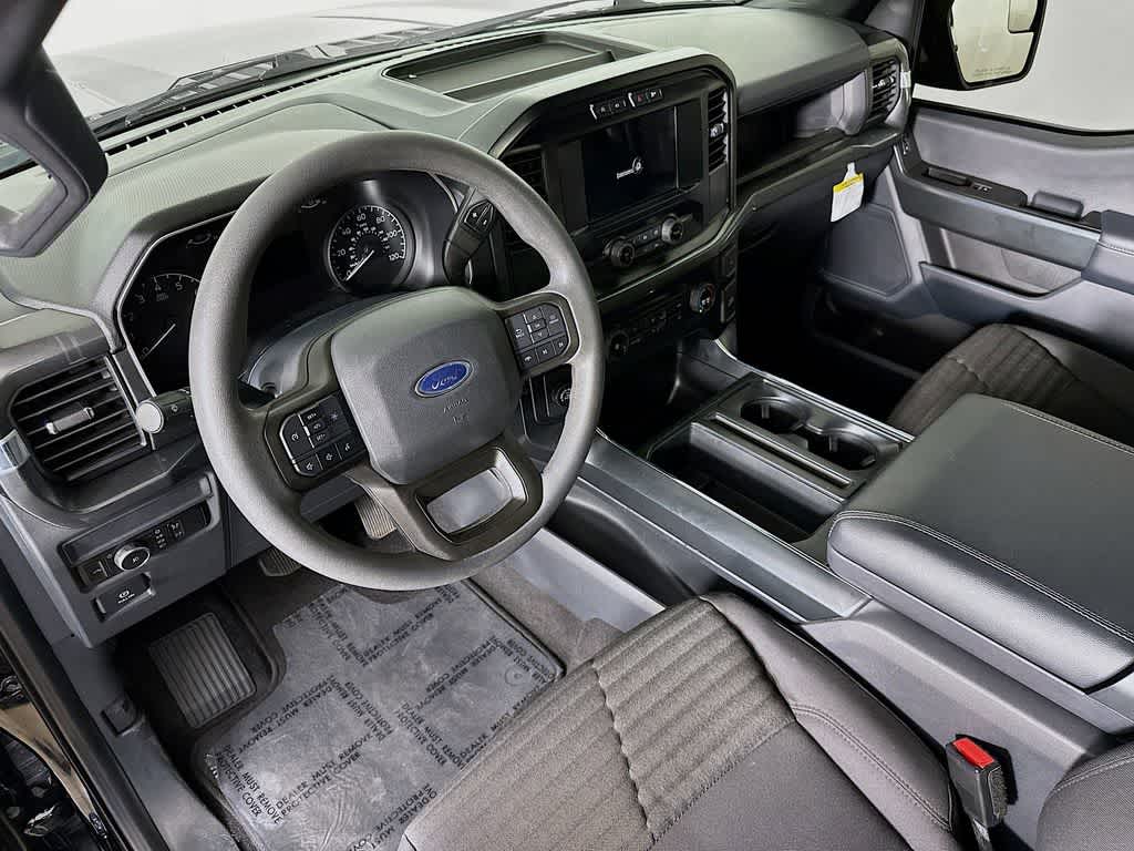 2023 Ford F-150 XL 2