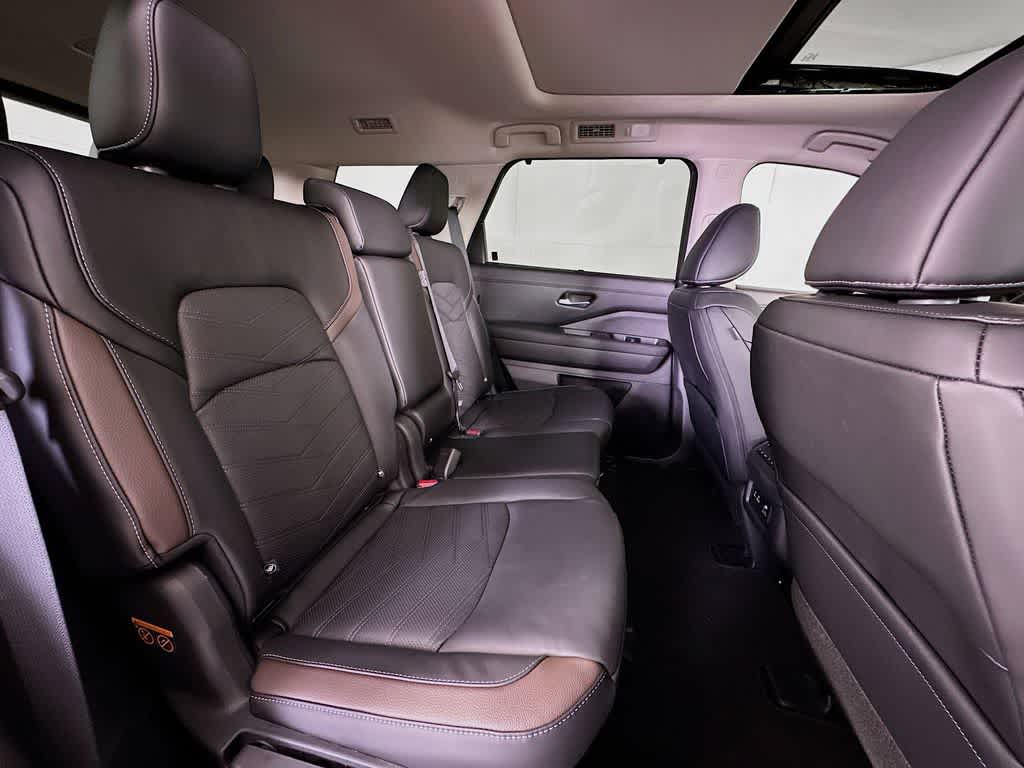 Thumbnail: 2025 Nissan Pathfinder - 33