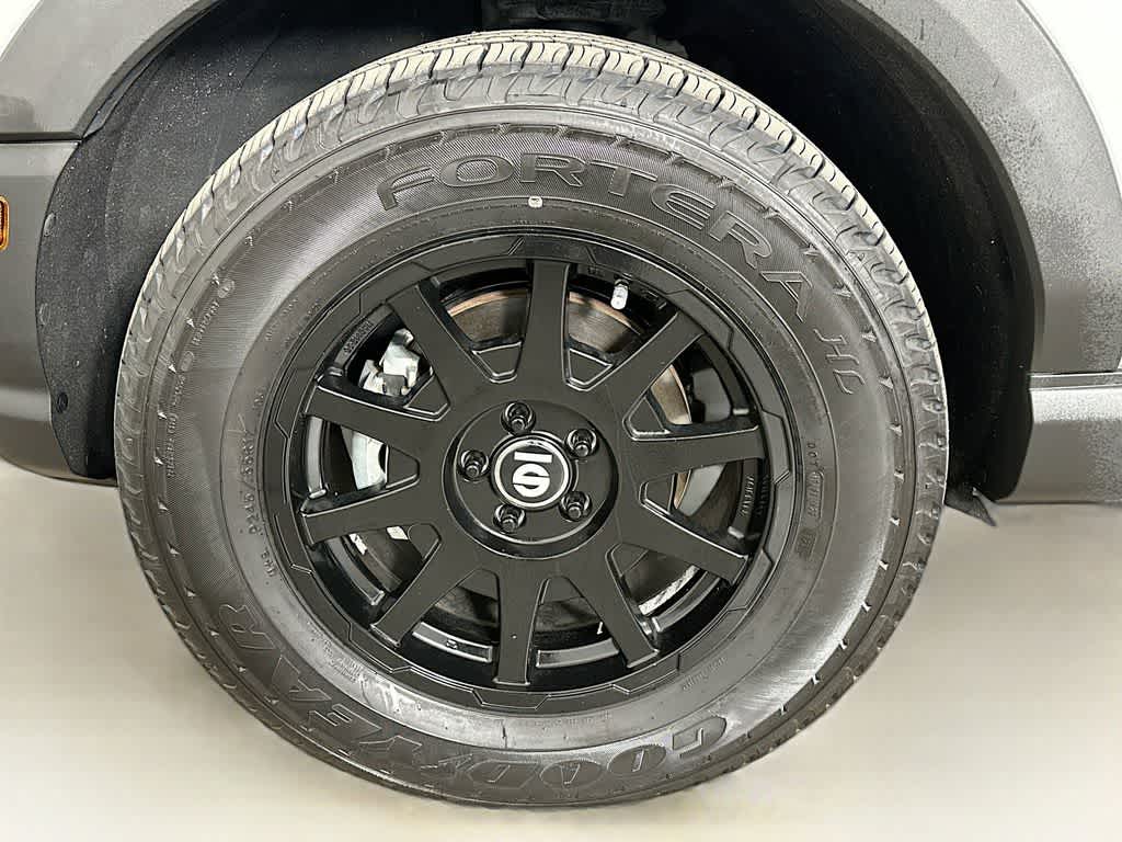 Thumbnail: 2022 Ford Bronco Sport - 8