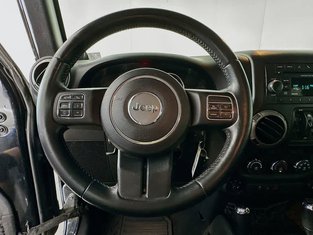 Thumbnail: 2014 Jeep Wrangler - 14