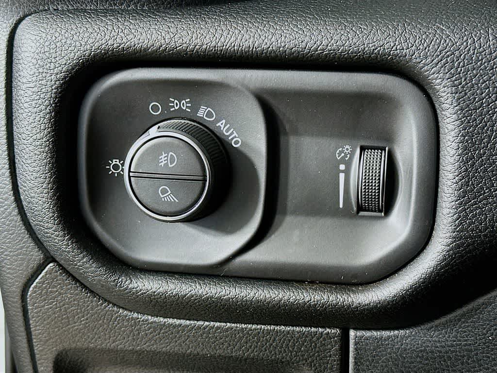 Thumbnail: 2020 RAM 1500 - 26