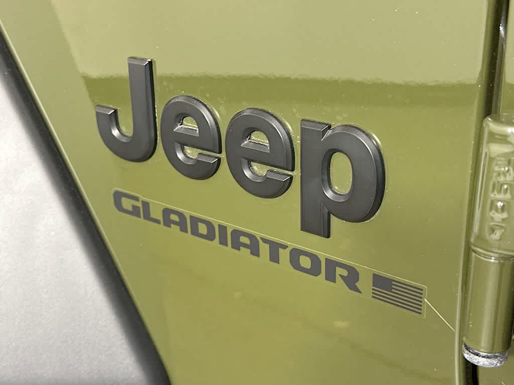 Thumbnail: 2023 Jeep Gladiator - 7