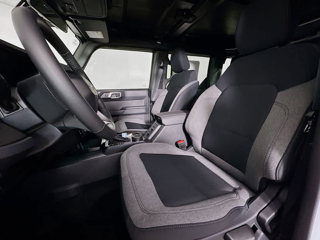 Thumbnail: 2025 Ford Bronco - 12