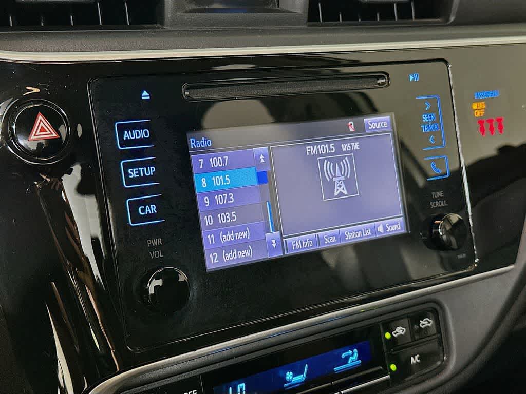 Thumbnail: 2019 Toyota Corolla - 16