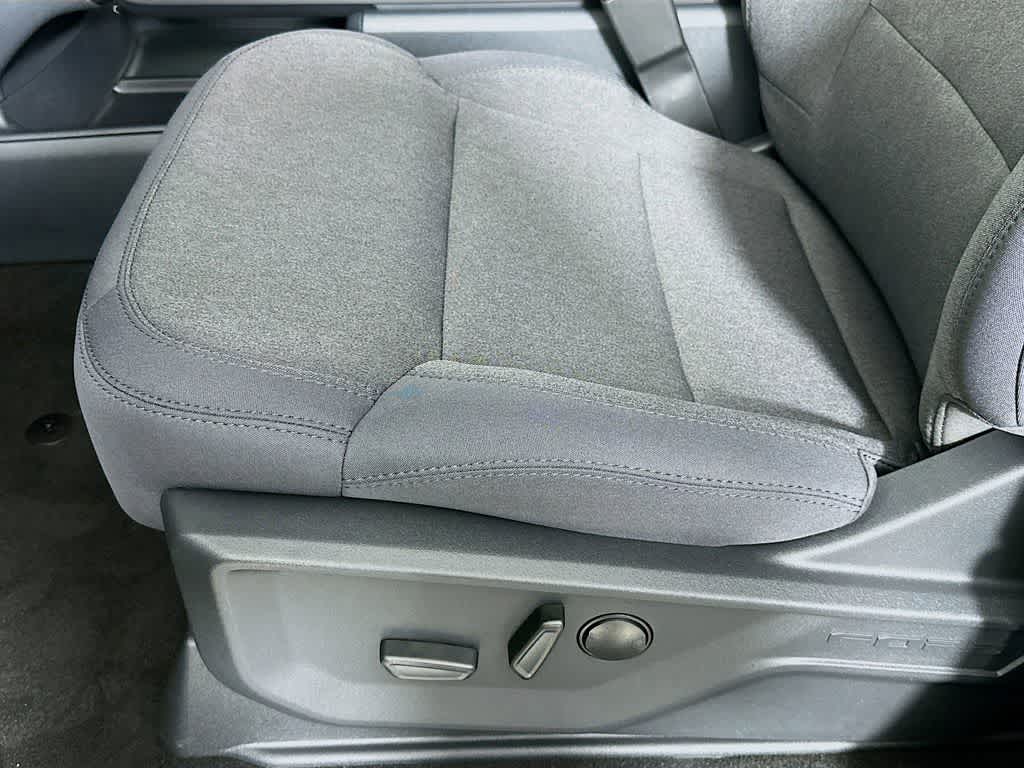 Thumbnail: 2026 Ford Expedition MAX - 30