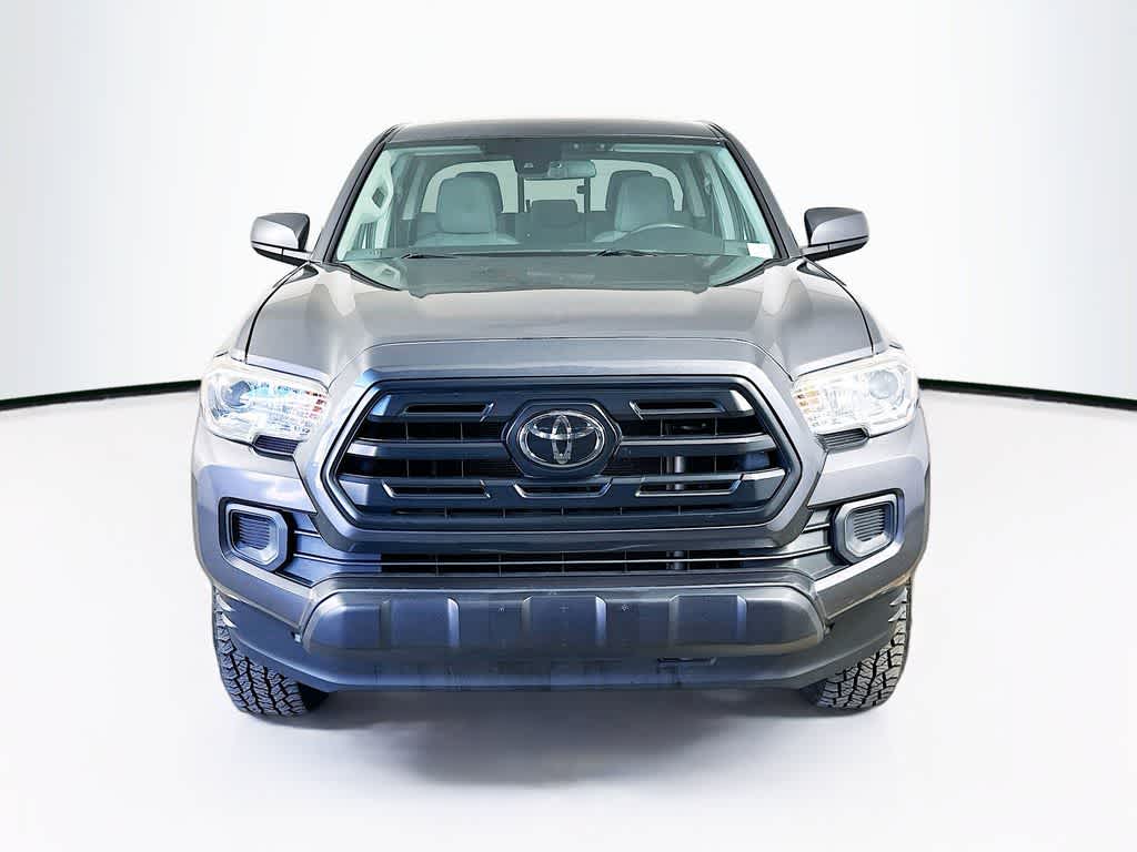 Thumbnail: 2018 Toyota Tacoma - 6