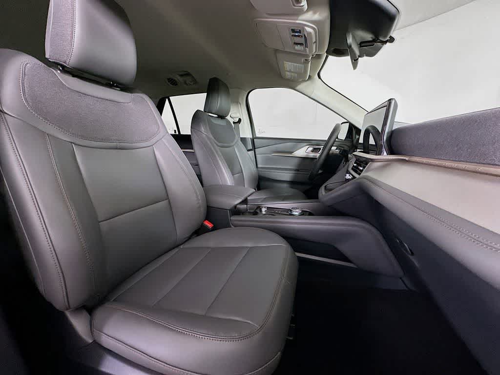 Thumbnail: 2026 Ford Explorer - 15