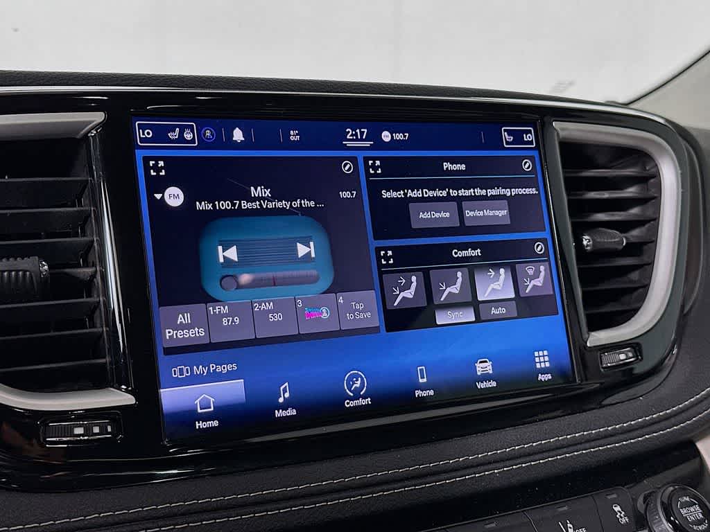 2021 Chrysler Pacifica Touring L 17