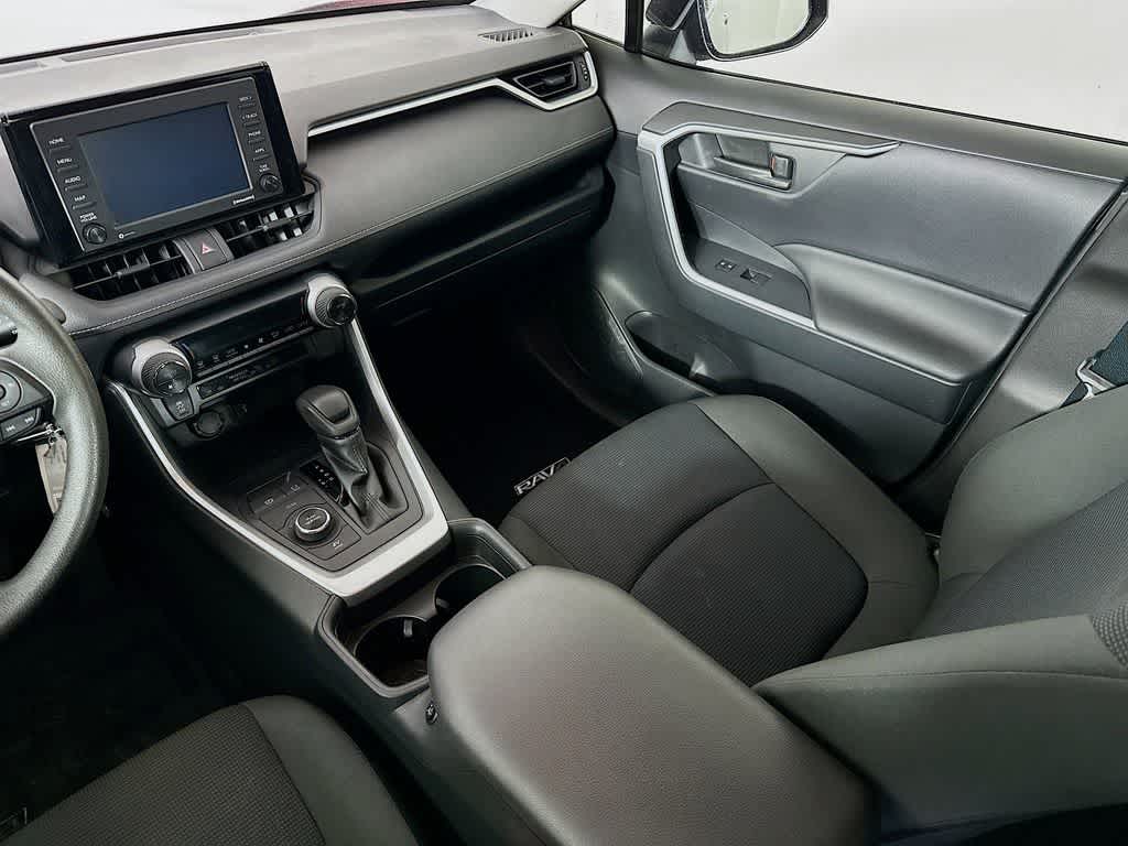 Thumbnail: 2021 Toyota RAV4 - 11