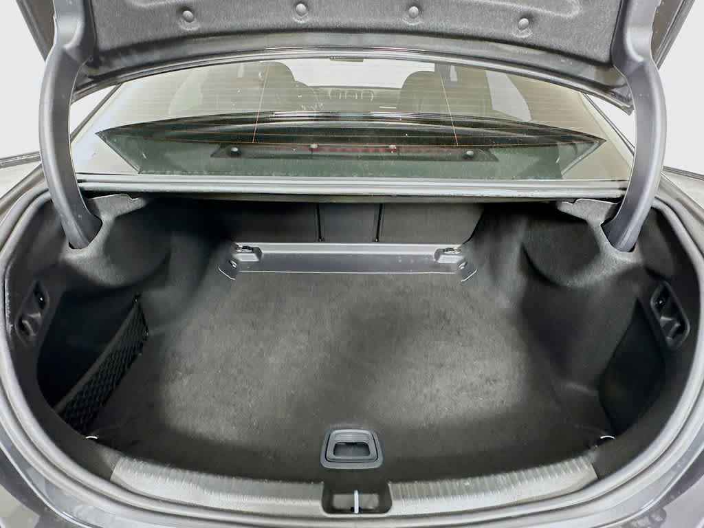 Thumbnail: 2022 Mercedes-Benz C-Class - 21