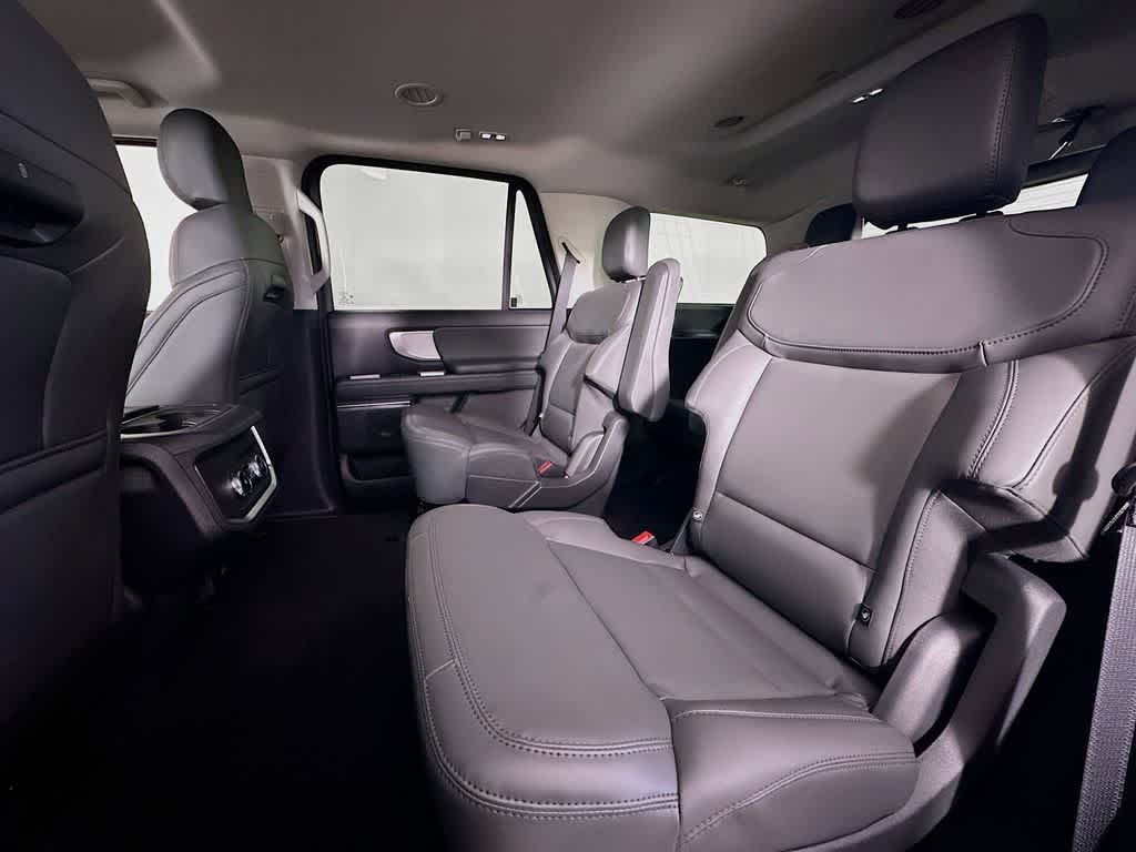 Thumbnail: 2026 Ford Expedition - 14