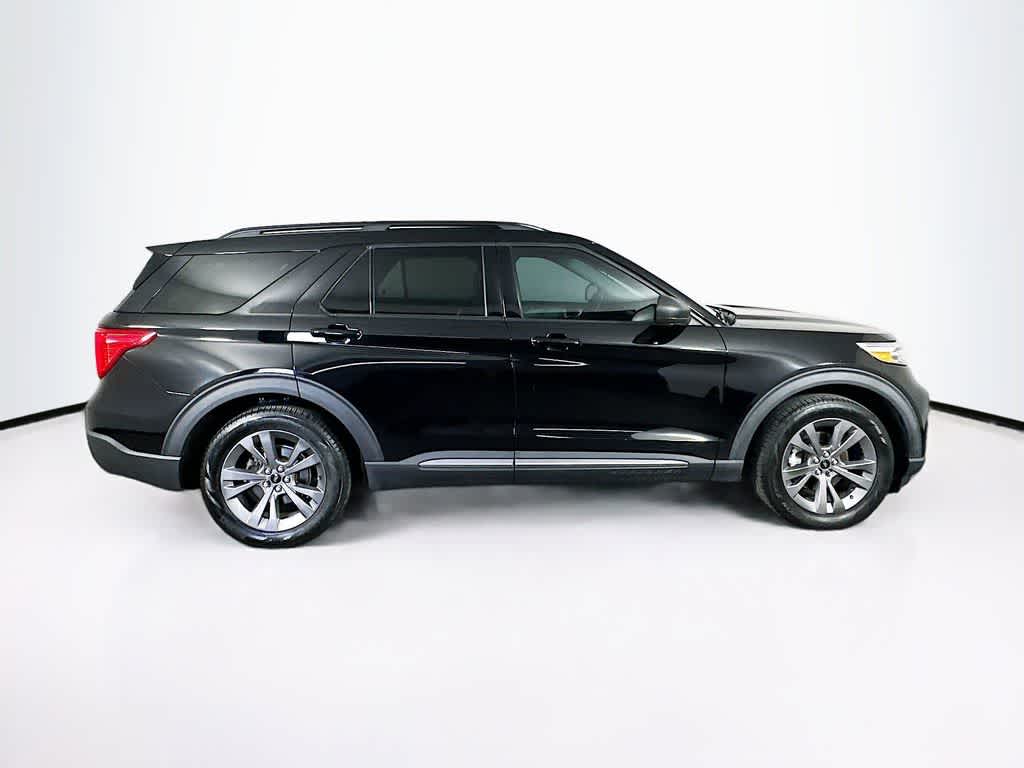 Thumbnail: 2021 Ford Explorer - 26